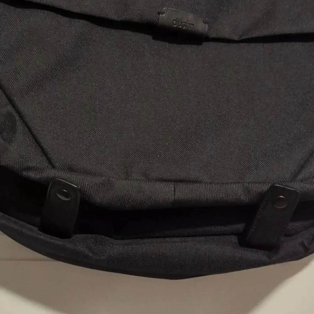Dustin Adjustable Laptop Crossbody Bag Black